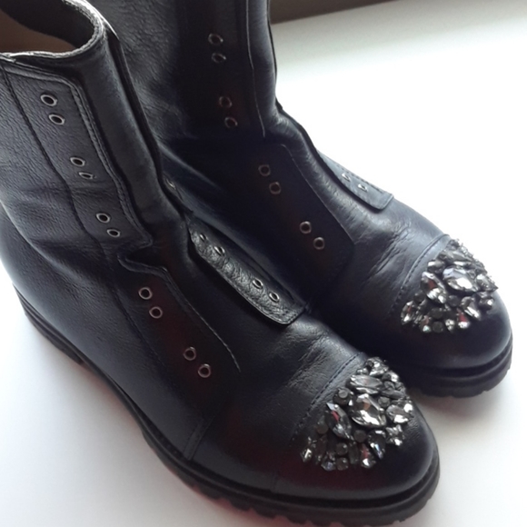 JIMMY CHOO HATCHER BOOTS - Picture 8 of 8